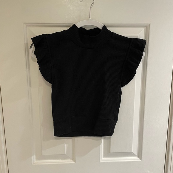 Cropped Ribbed Tank - Picture 2 of 3